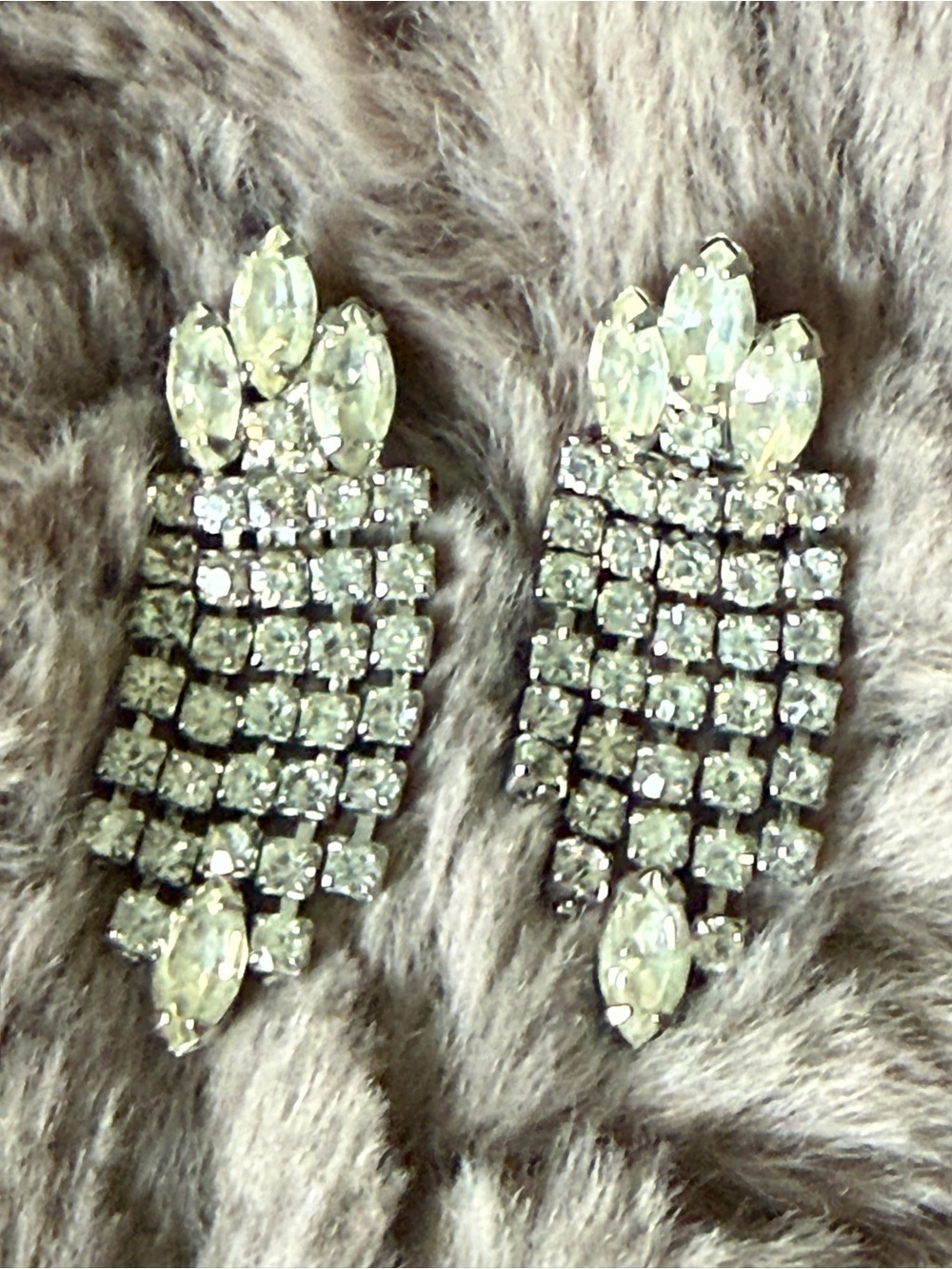 Vintage Marked Weiss Cascade Clip Drop Earrings - Silver Tone